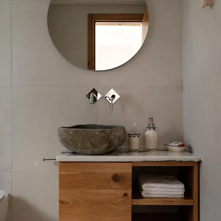 Simiu With Private Swimming Pool