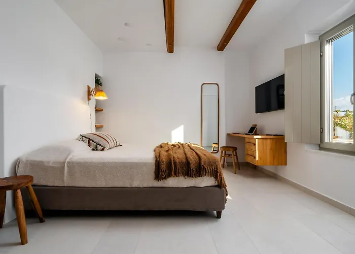 Simiu With Private Swimming Pool Вилла *