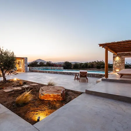 Simiu With Private Swimming Pool Villa