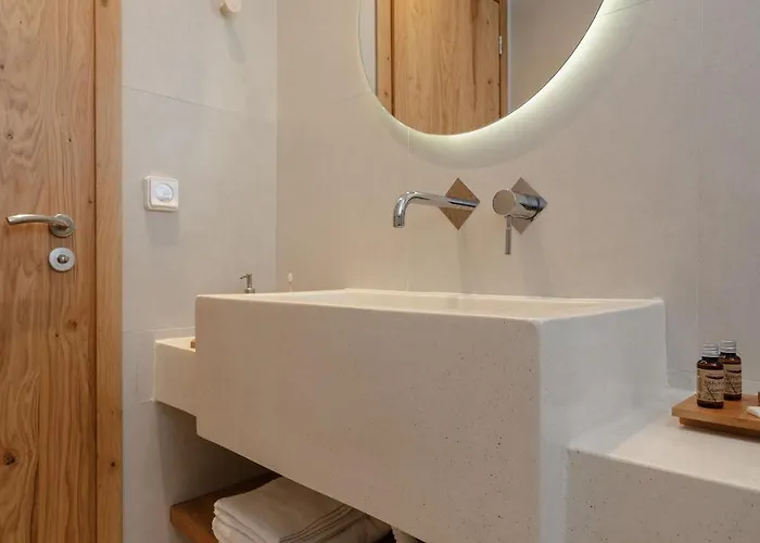 Simiu With Private Swimming Pool *